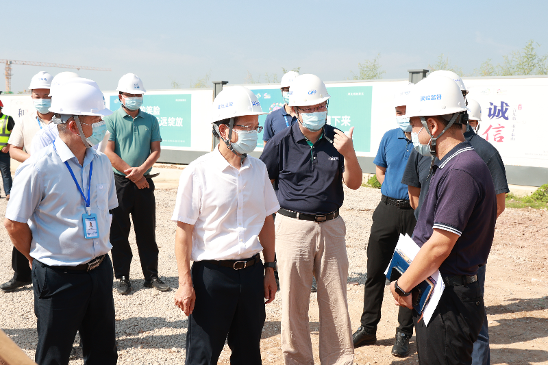 督导组首先前往交椅湾新河项目建设现场.JPG