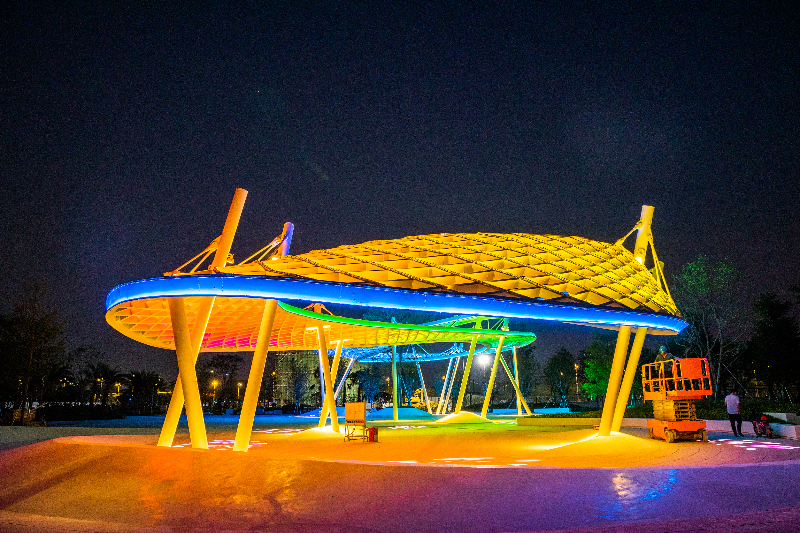 “织造天空”廊架.jpg