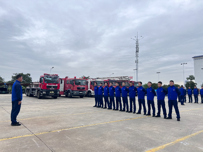 政府专职消防队伍是消防救援力量体系的重要组成部分.jpg