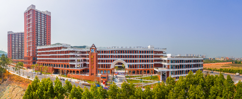 镇远中学。.jpg