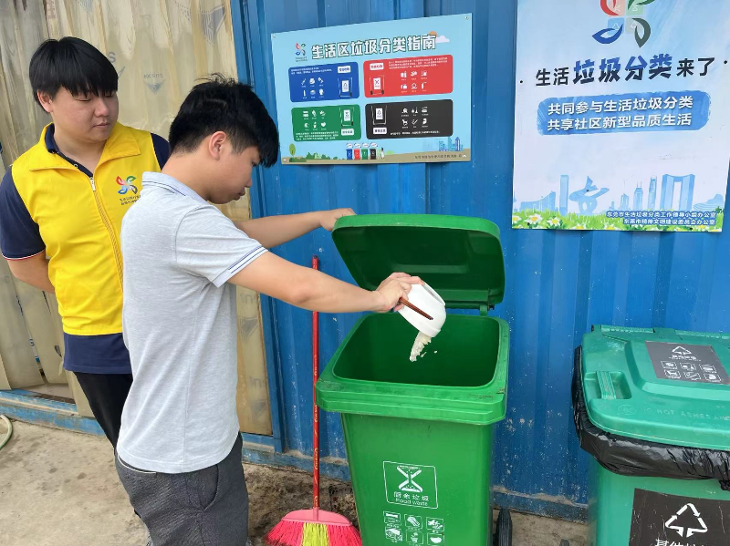 企业项目部工作照.jpg