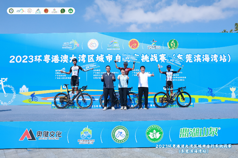 LIU_4220-opq634717501.jpg