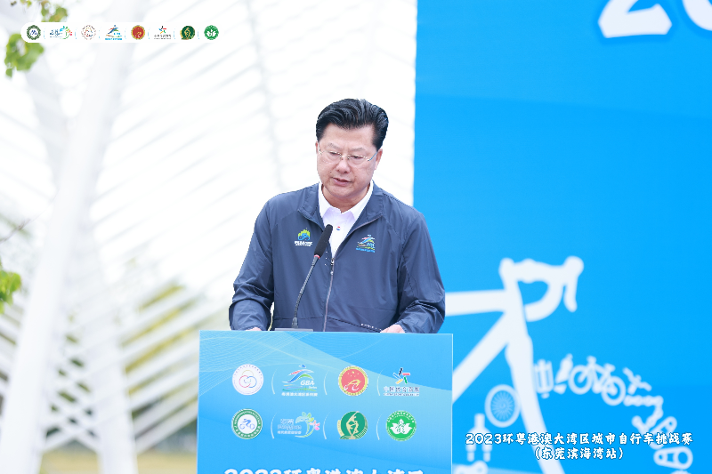 LIU_2967-opq634645304.jpg
