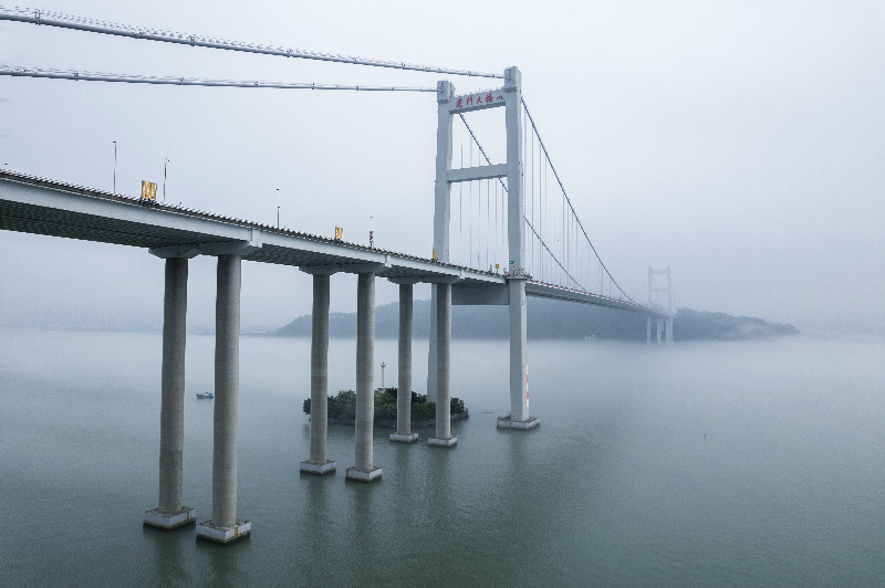 2024年3月18日,虎门大桥平流雾,黄荣杰摄DJI_0387.jpg