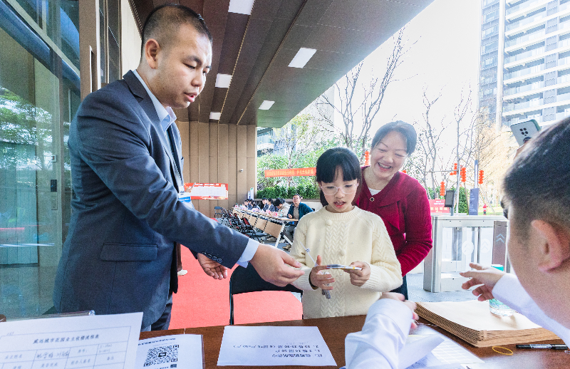 2025年3月20日，威远城市花园交房仪式HSA_0240.jpg