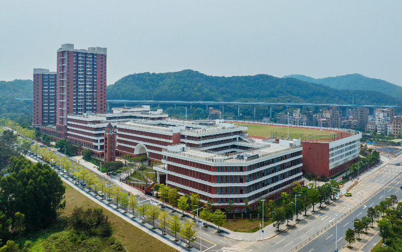 2025年4月3日，镇远中学DJI_20250403121545_0203_D.jpg