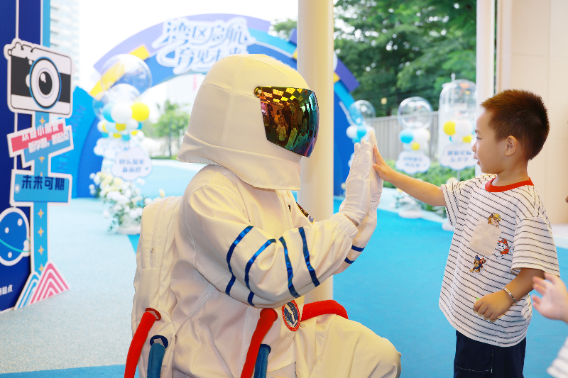 民生工程-滨海湾第一幼儿园-2026年-2026.09.01滨海湾第一幼儿园开学典礼，黄生摄2K9A6086.JPG