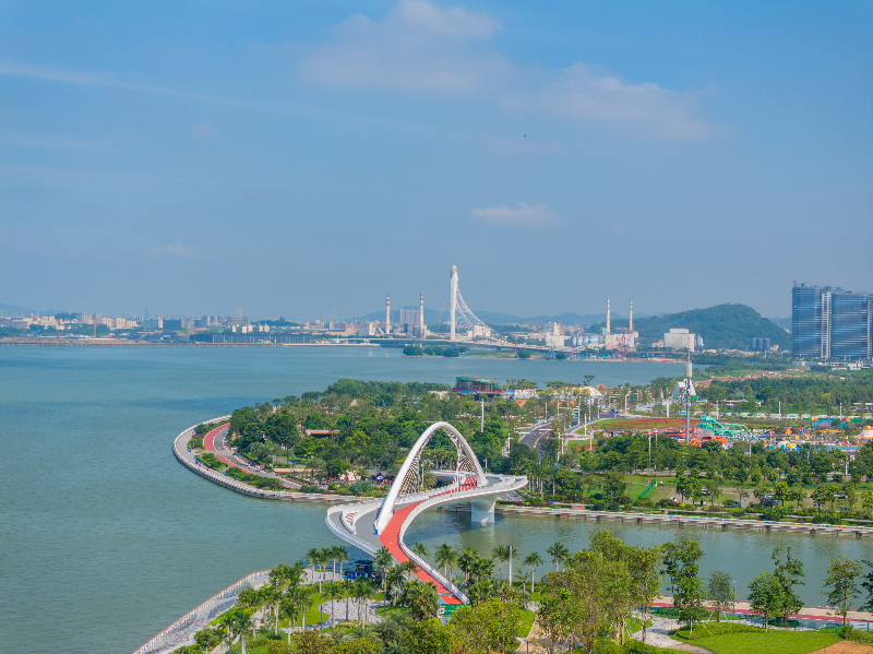 大景-黄金海岸-2025年-2025.07.24黄金海岸慧眼桥与滨海湾大桥同框中焦白天，黄生摄DJI_20250724093931_0741_D.jpg